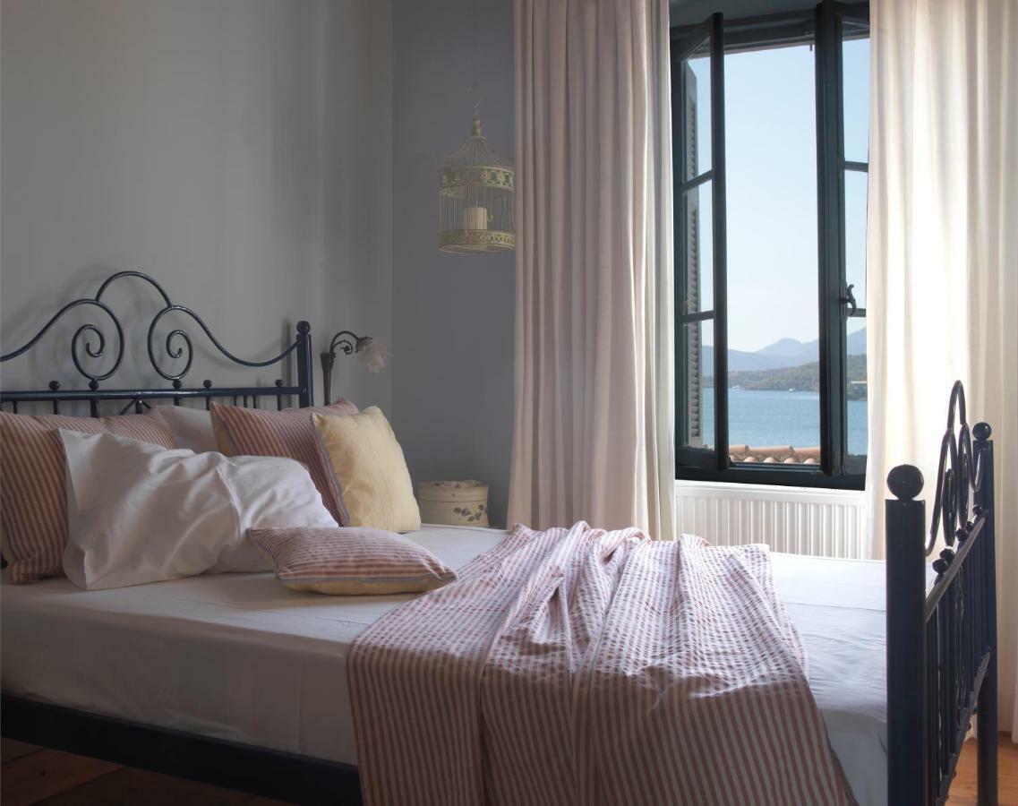 Sto Roloi Island Houses Poros Town エクステリア 写真